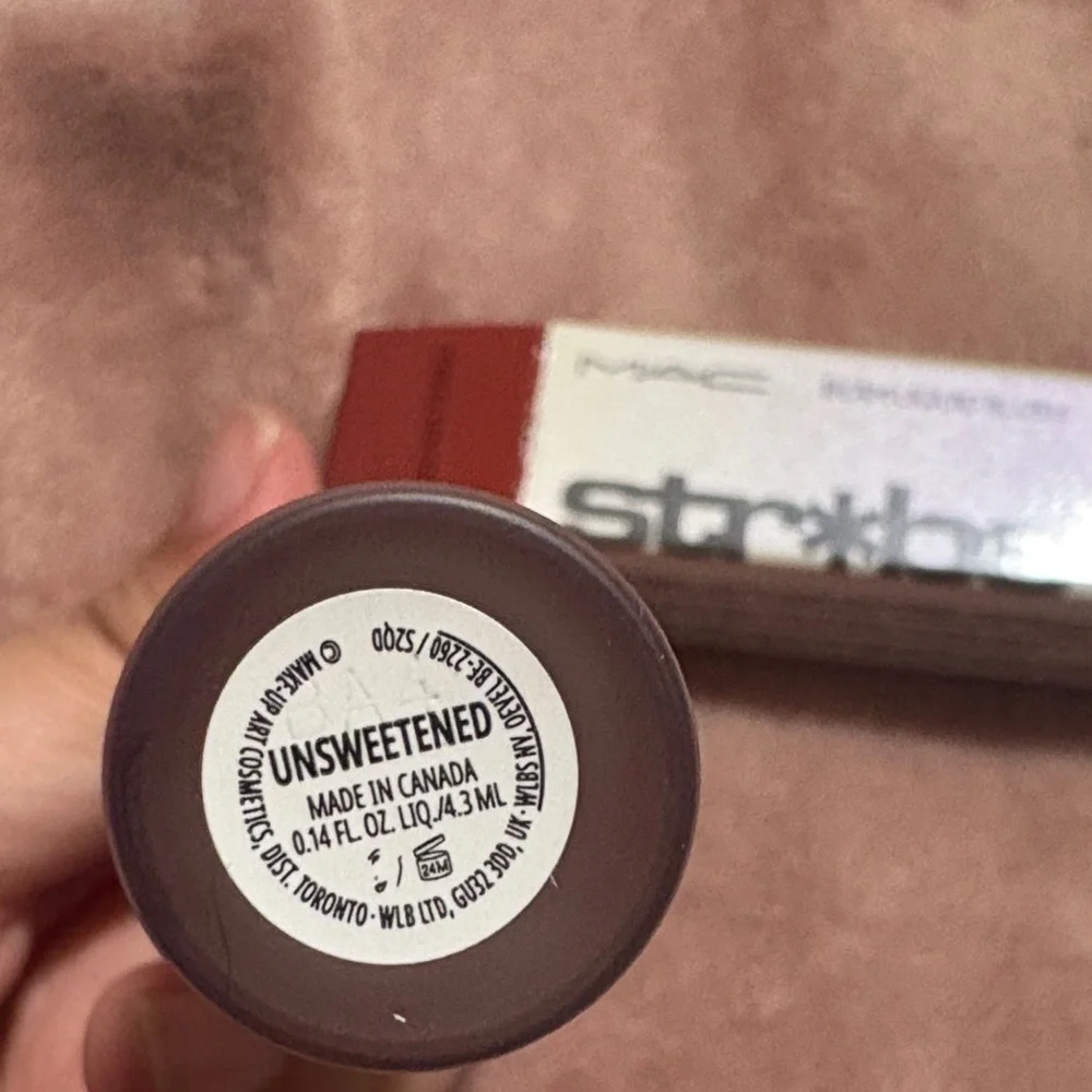 MAC Strobe Beam Liquid Blush